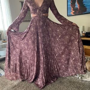 Olivaceous Long Sleeve Maxi Dress w/ Waist Cutouts